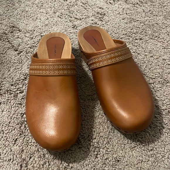 Isabel Marant clogs in very good condition. - Picture 3 of 7
